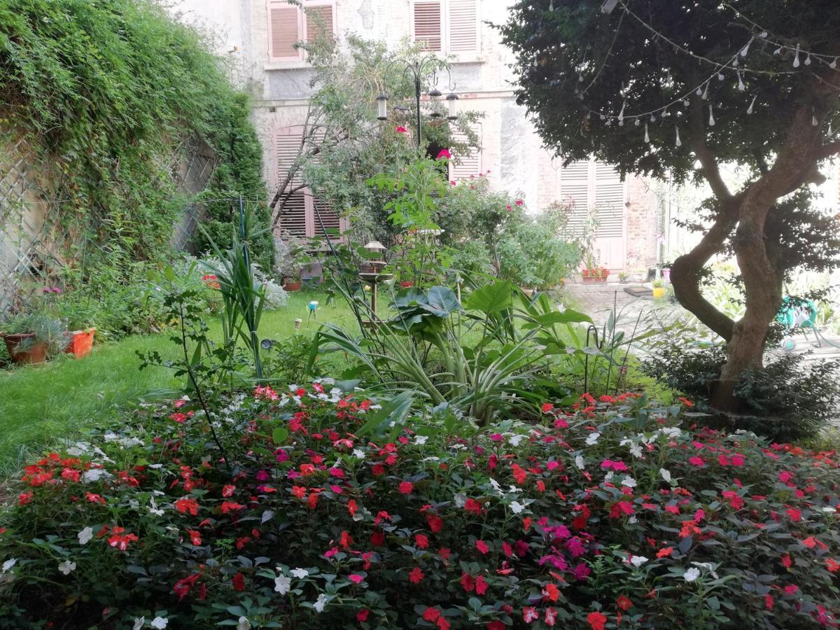 Hotel Particulier Sens Centre Ville Екстер'єр фото